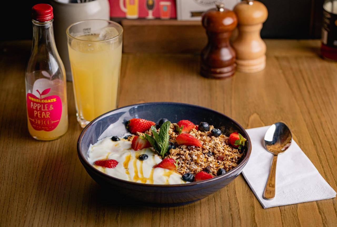 ホテル Brewhouse And Kitchen ワージング エクステリア 写真