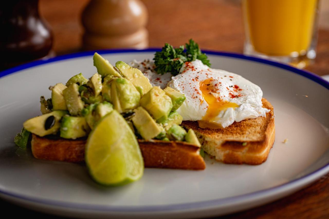 ホテル Brewhouse And Kitchen ワージング エクステリア 写真